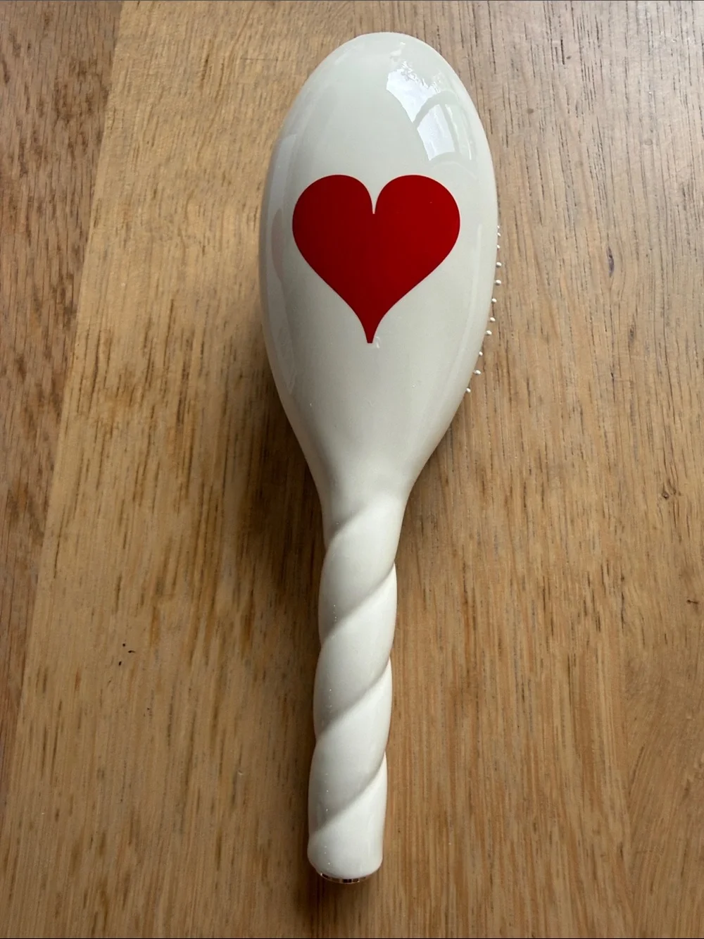 La Bonnie Brosse - limited edition Queen of Hearts, N.03 the gently scalp care